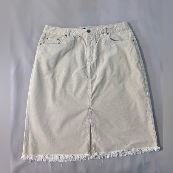 Venezia Jeans Corduroy Skirt Open Front Sz 16 Ivory‎ - Picture 1 of 8